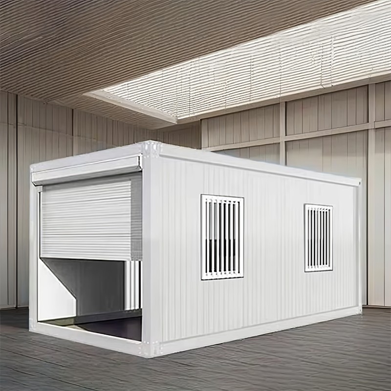 Garaż/magazyn z drzwiami roletowymi